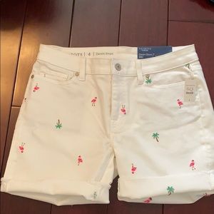 Talbots white shorts with flamingos and palm trees